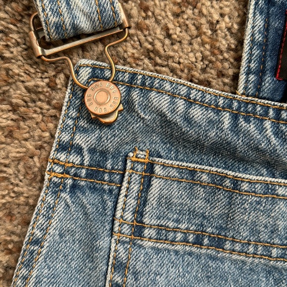 BDG Urban Outfitters Light Wash Denim Short Overalls L (8-10?) - Picture 4 of 16